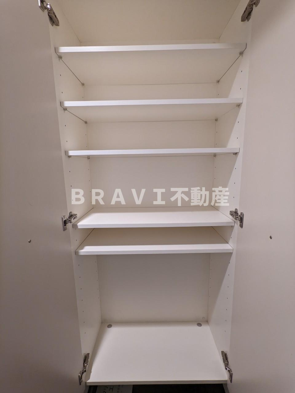 ジュネーゼグラン本町EASTの玄関|【ジュネーゼグラン本町EAST】シューズボックスも豊富です