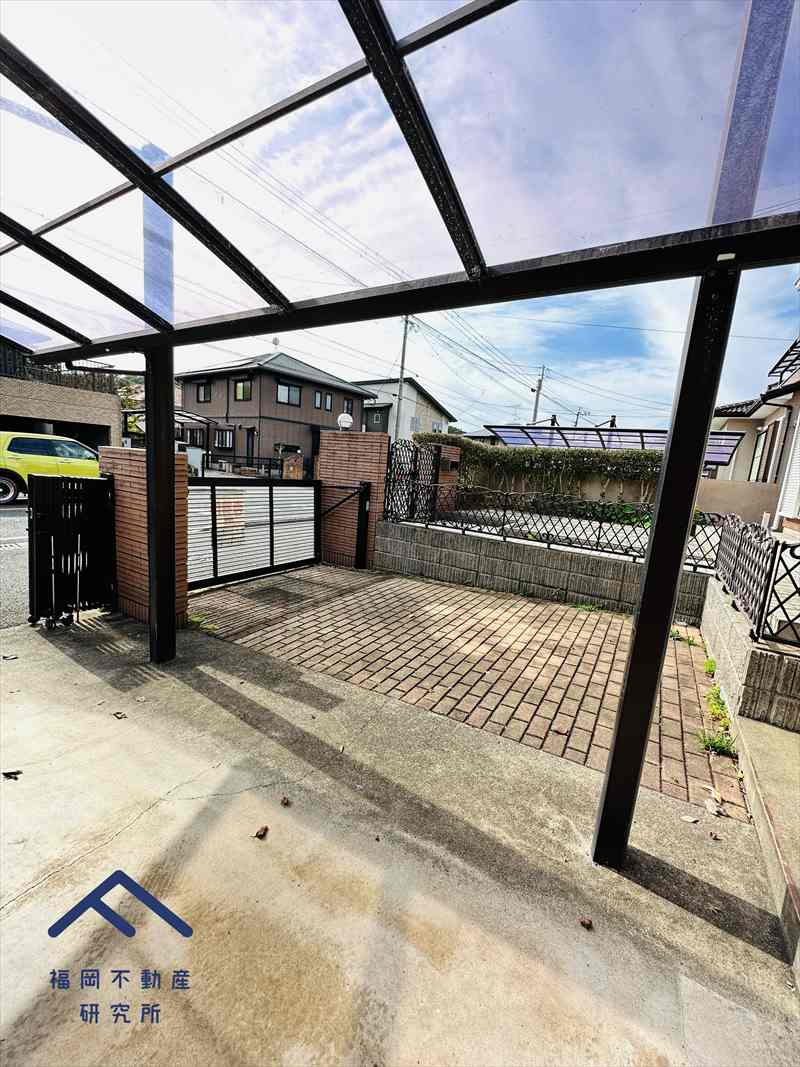 福岡市東区高美台１丁目　戸建ての駐車場