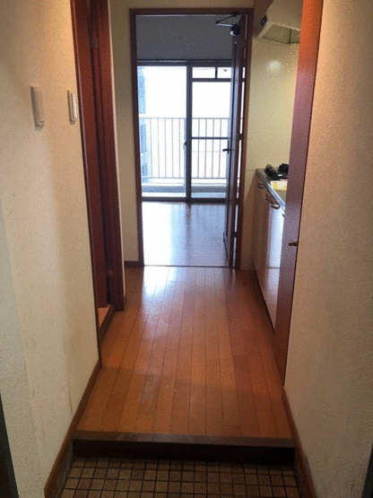 【玄関】 | アイセレブ大博通り | シンプルで使いやすい玄関です