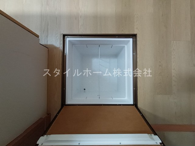 【玄関】 | フリューゲルB棟