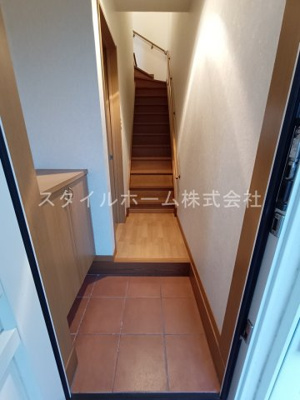 【玄関】 | フリューゲルB棟
