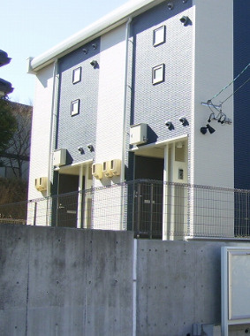 【エントランス】 | 松和花壇