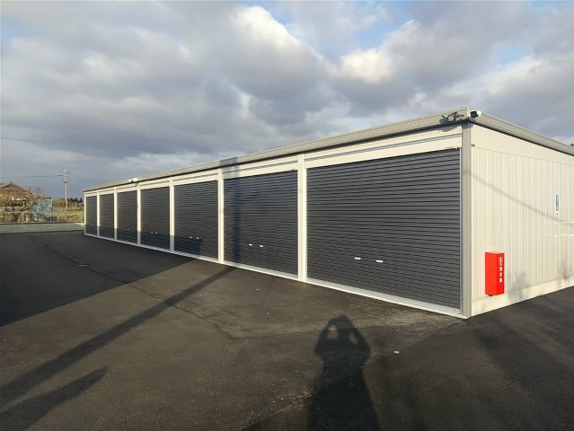 【外観】 | カーガレージ 　Mon　trésor（モン　トレゾール）INABA製