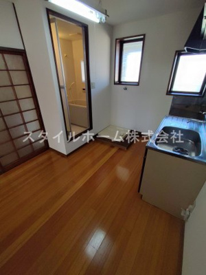【居間・リビング】 | 梅園荘 | 別部屋写真です。