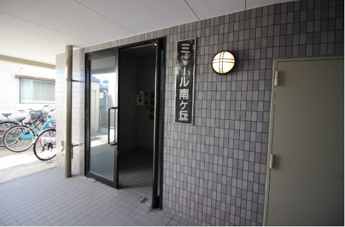【エントランス】