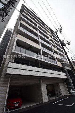 ファーストフィオーレ新梅田の外観