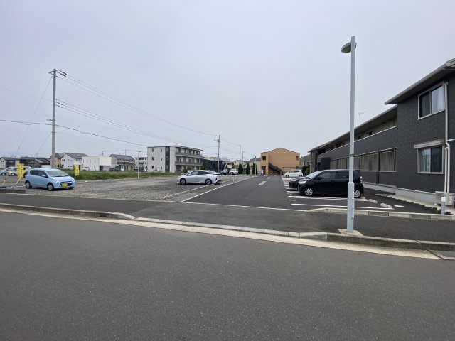 Always Friendry学園の森の駐車場
