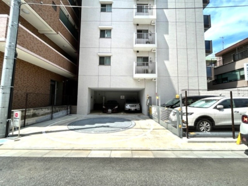 クラードゥレーヴ湘南平塚の駐車場|敷地内駐車場