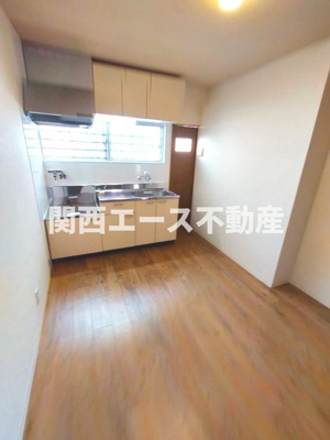 【居間・リビング】 | 若江本町３丁目貸家