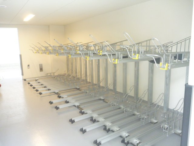 ルーエ天満橋　BRAVI不動産のその他共用部分|【ルーエ天満橋】駐輪場