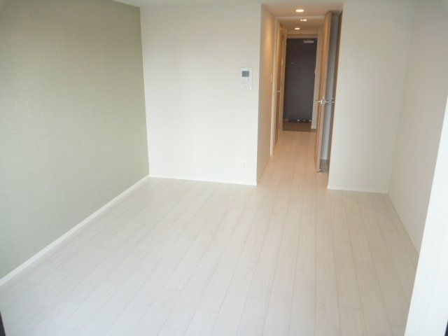 ルーエ天満橋　BRAVI不動産の寝室|【ルーエ天満橋】落ち着いた色調の寝室です