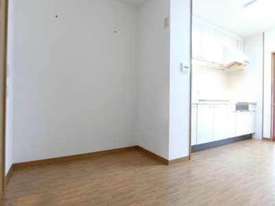  | ヴィラナリー長田