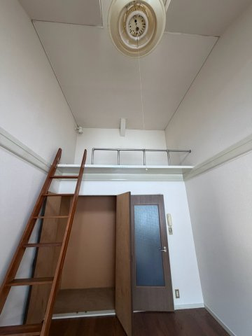 コスモ21の内装