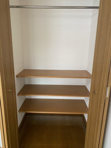 ベルメゾン一須賀Ⅰ号館の収納|イメージになります。