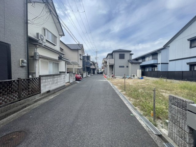 【前面道路含む現地写真】 | 条東小・新築用地：B号地・建築条件なし・土地36坪・泉大津市森町1丁目 | 前面道路含む現地写真です