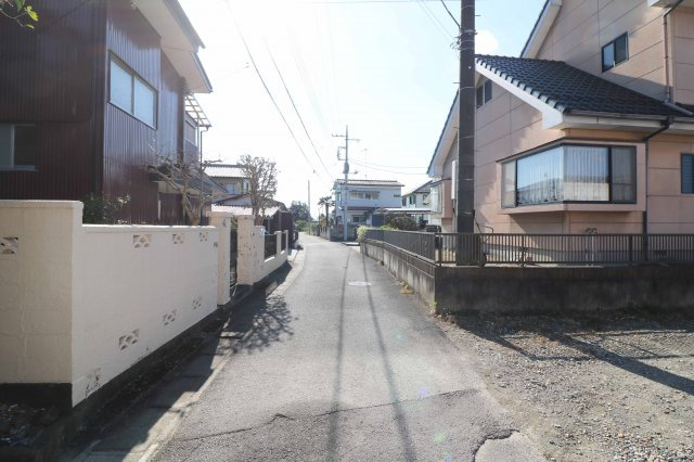足利市山川町の売地の前面道路含む現地写真