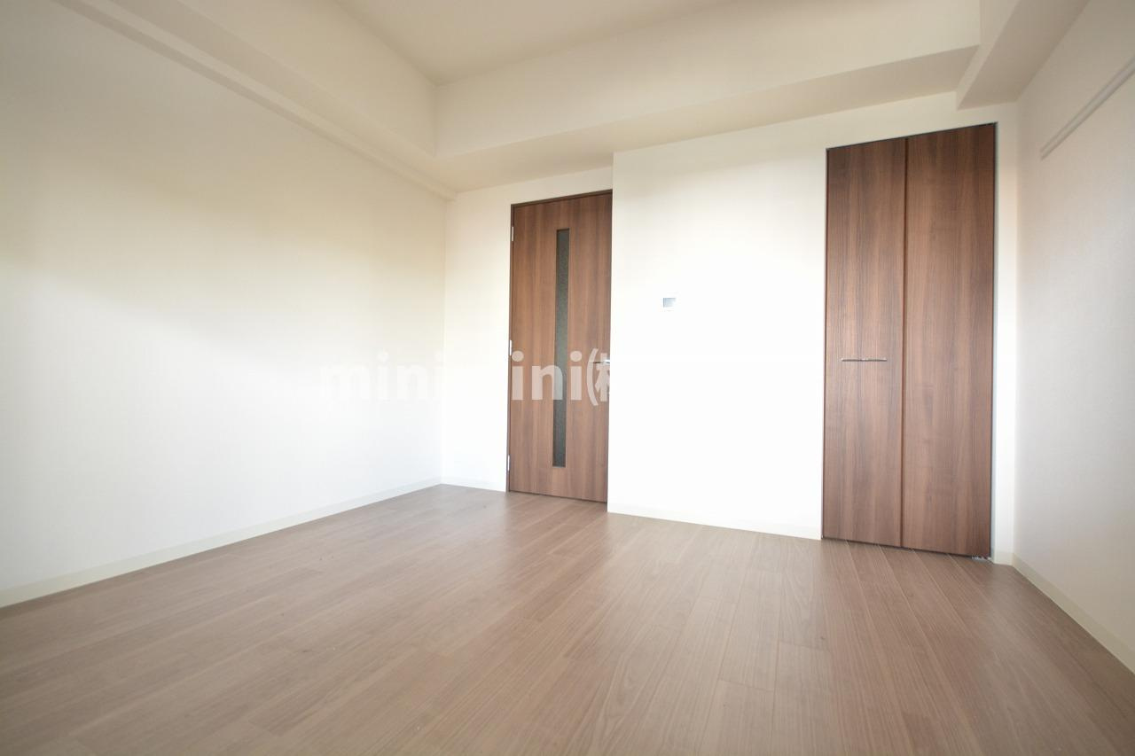 ララプレイス大阪福島プレッソの居間・リビング