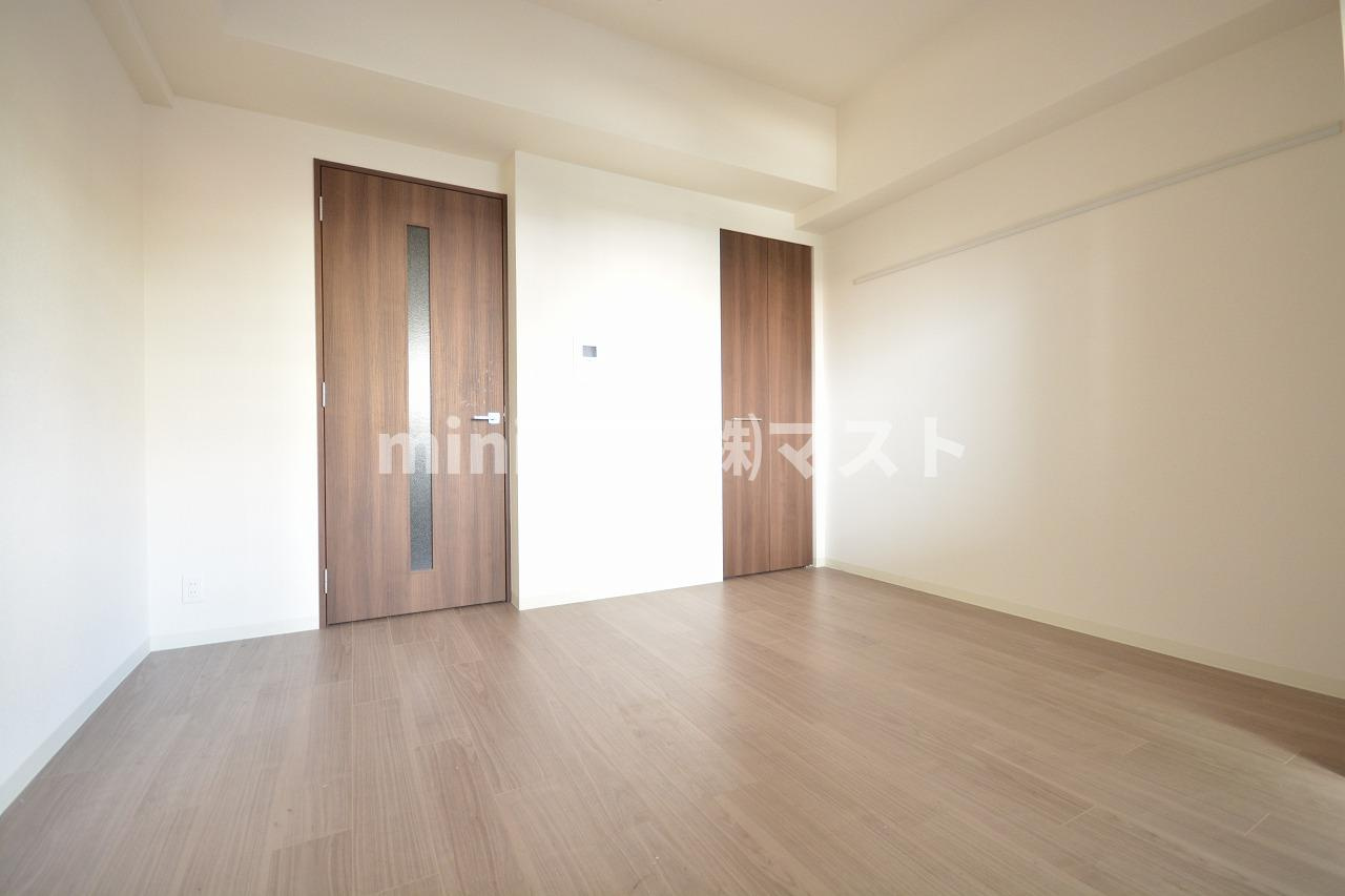 ララプレイス大阪福島プレッソの居間・リビング