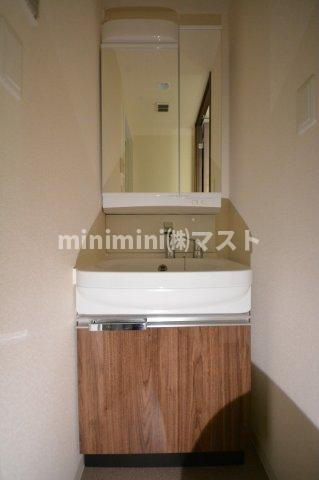 ララプレイス大阪福島プレッソの洗面所