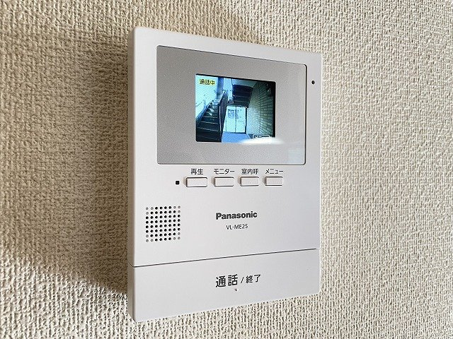 【セキュリティ】 | ホワイトベルA | 防犯対策に有効なカメラ付きインターホン！録画機能が付いているので留守中の訪問者まで確認できます♪
