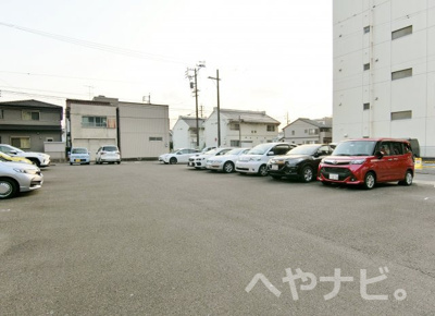 【駐車場】 | グローバル畑江 | ★敷地内駐車場