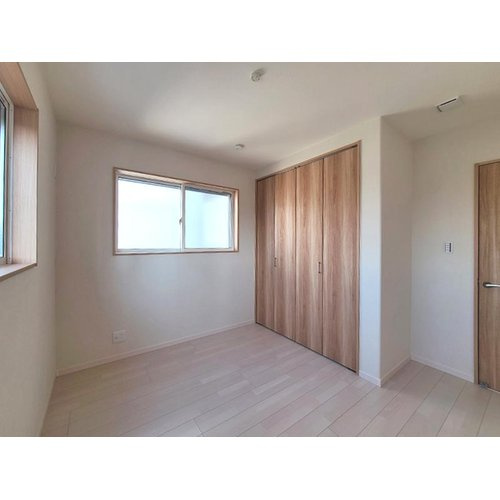 京都市伏見区羽束師古川町　未入居物件の洋室