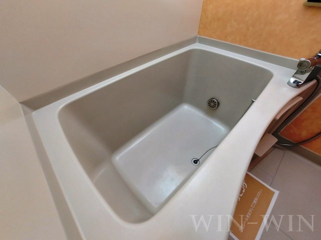 ラ・フィーネ曙 A棟の浴室