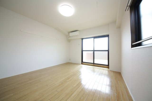 オーク富久の洗面所