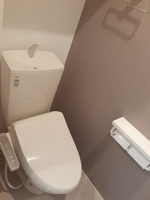 サンヴェール大芝ⅢCのトイレ