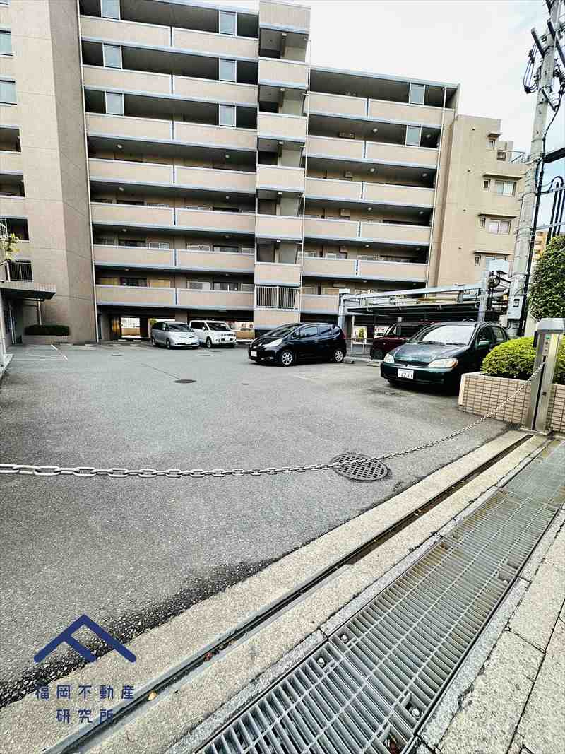 コアマンション和白丘ネクステージBの駐車場