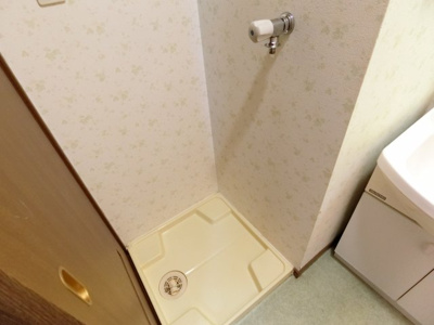 【設備】 | サンパティーク泉中央 | 室内洗濯機置き場には排水パン付き。