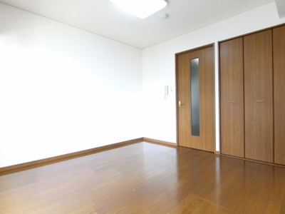 【居間・リビング】 | サンパティーク泉中央 | 7．5帖の洋室です。