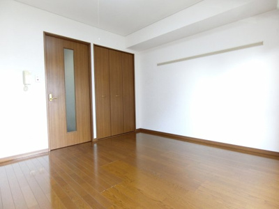 【洋室】 | サンパティーク泉中央 | 3階のお部屋です。