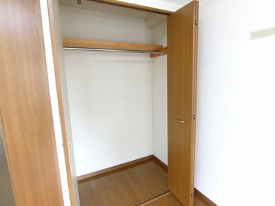 【収納】 | サンパティーク泉中央 | クローゼットでお荷物もすっきり収納。
