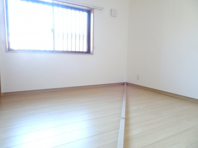 KYOMACHI島里の洋室