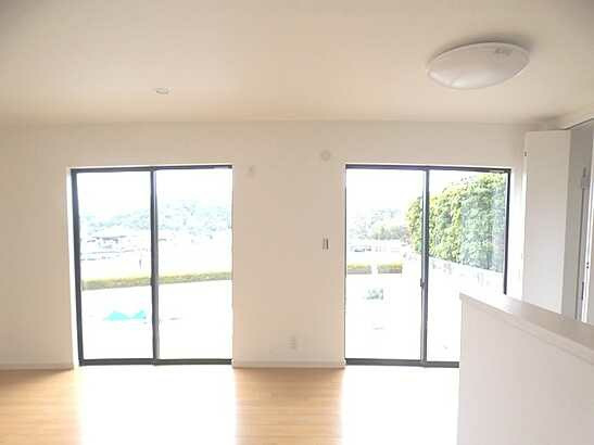 【居間・リビング】