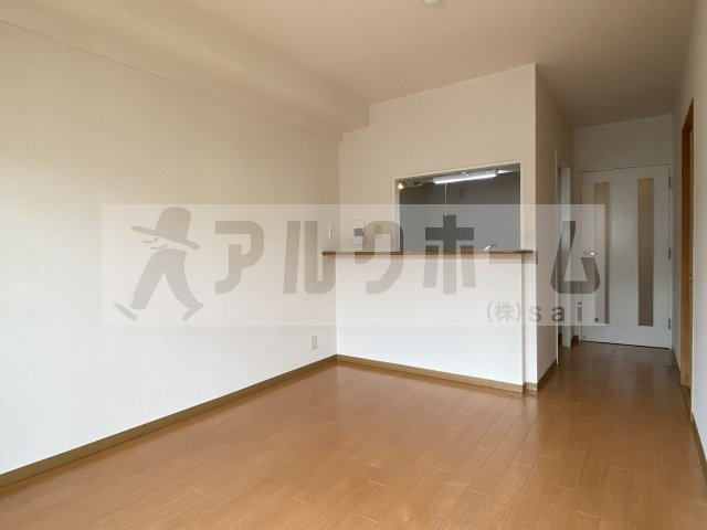 アロッジオKTIの居間・リビング