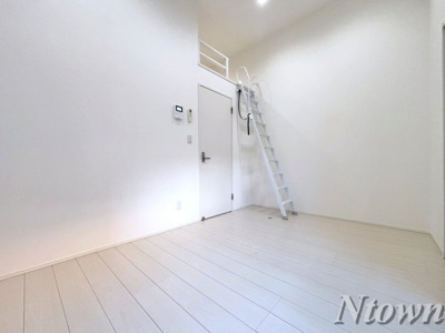 【居間・リビング】 | Yssquare中村公園(ワイズスクエア) | ゆったりとしたリビングです