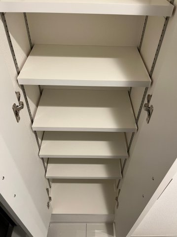 仲介手数料0！！ＬＵＯＲＥ浄心ＥＡＳＴの収納