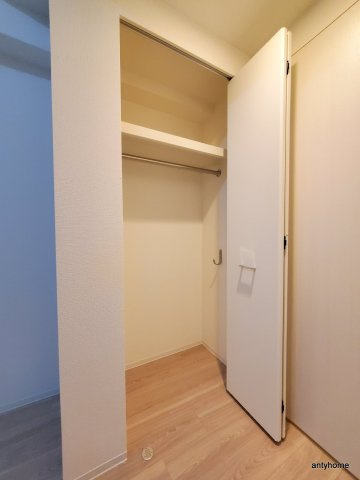 セレニテ堺筋本町リアン　仲介手数料無料の収納
