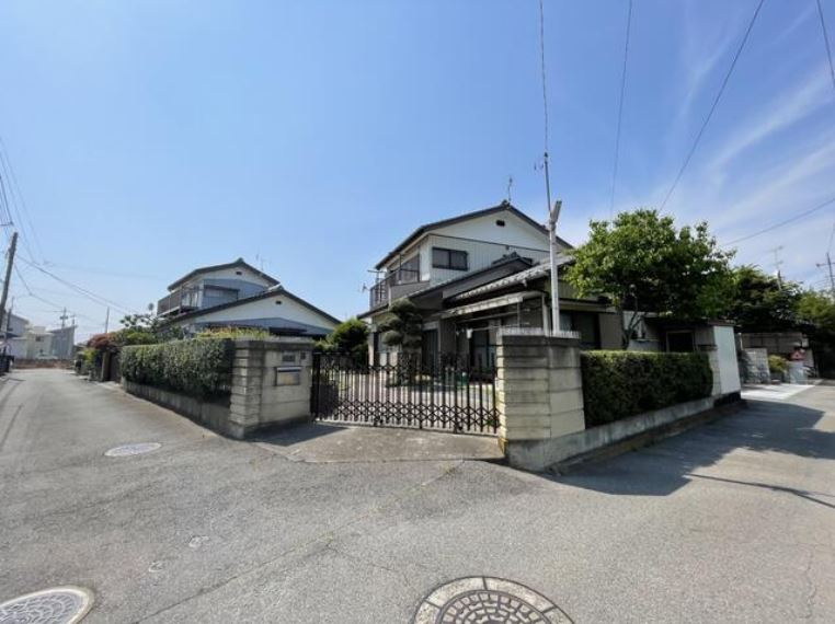 高崎市倉賀野町　中古の前面道路含む現地写真