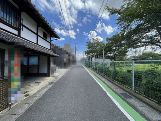 【前面道路含む現地写真】 | 近江八幡市為心町中　中古戸建
