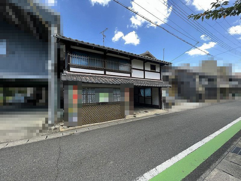 近江八幡市為心町中　中古戸建の外観