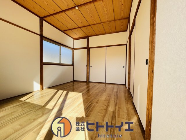 グリーンハイツ小森の洋室