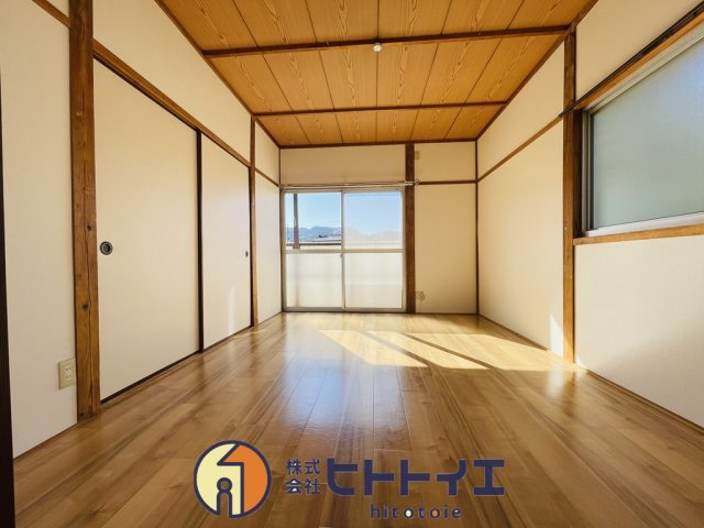 グリーンハイツ小森の洋室