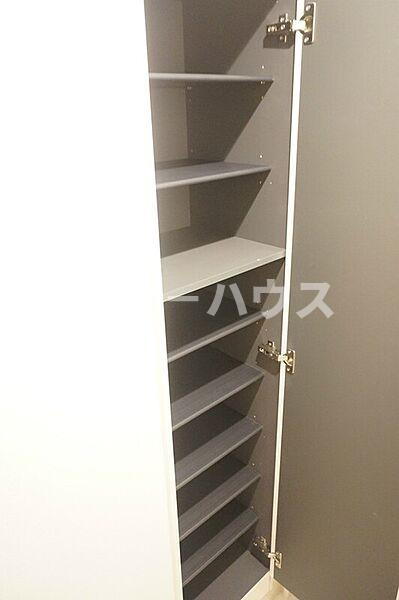 リブリ・グレストの収納