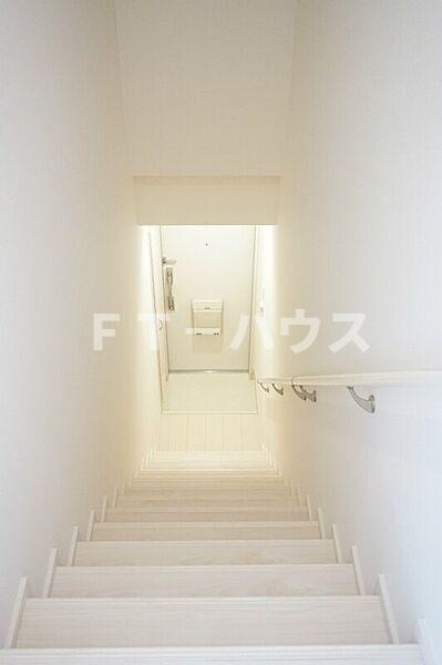 リブリ・グレストの玄関