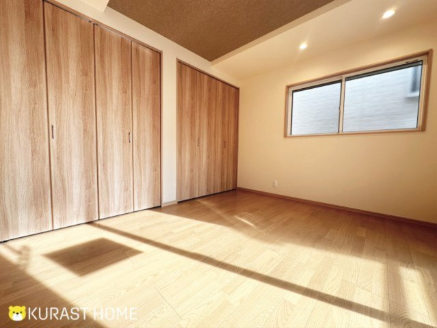 京都市伏見区羽束師古川町　未入居物件の洋室