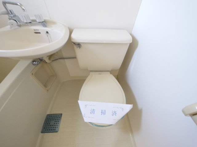 ヒルズミヤマのトイレ|落ち着いたトイレです