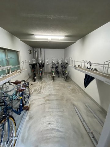 スカイコート牛込神楽坂のその他共用部分|駐輪場あり